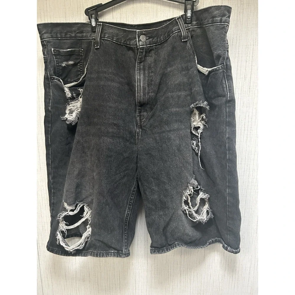 Levi Men's 569 Black Denim Super Distressed Shorts Size 42